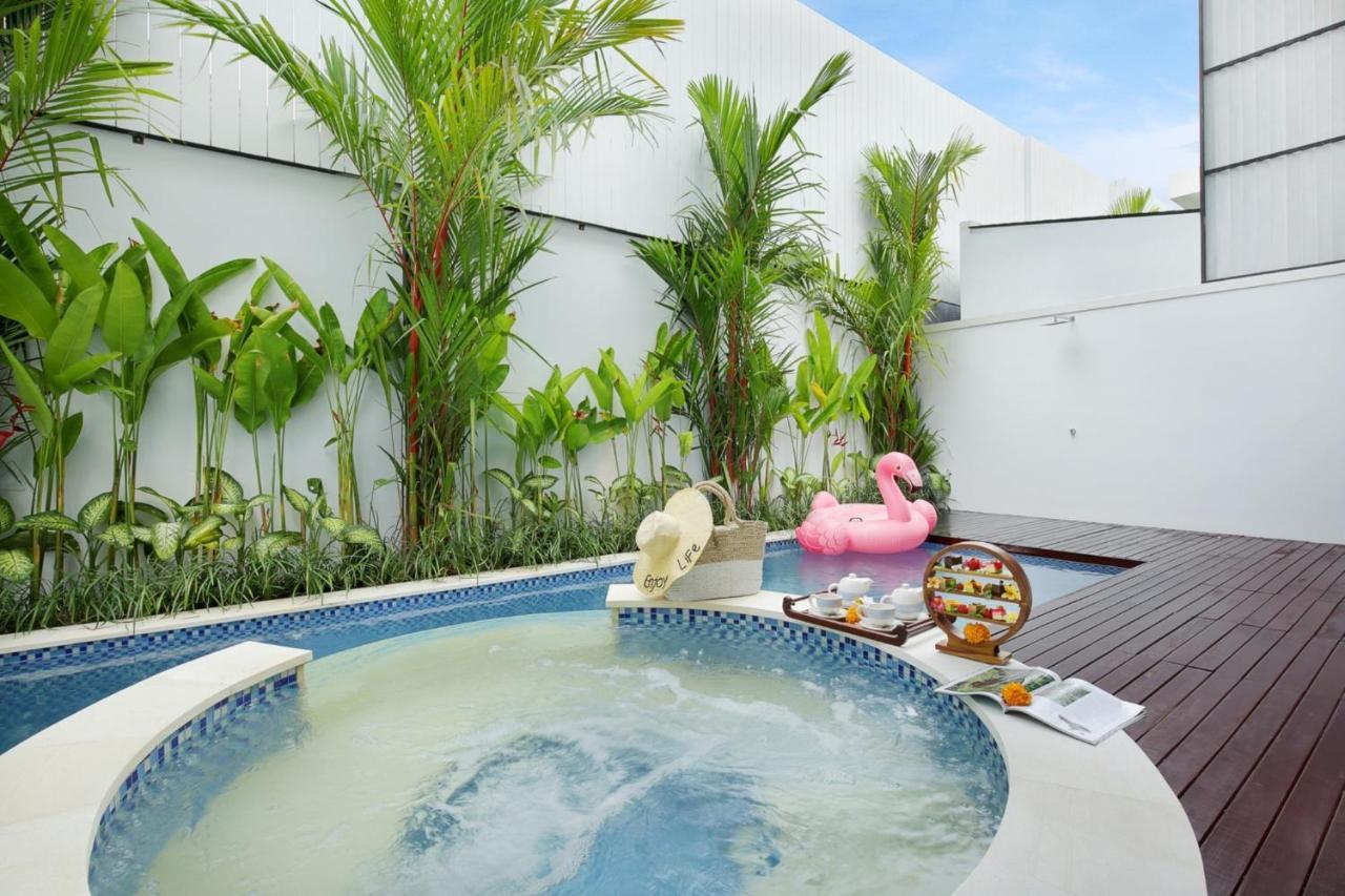 Eight Palms Villa Seminyak By Ini Vie Hospitality ภายนอก รูปภาพ