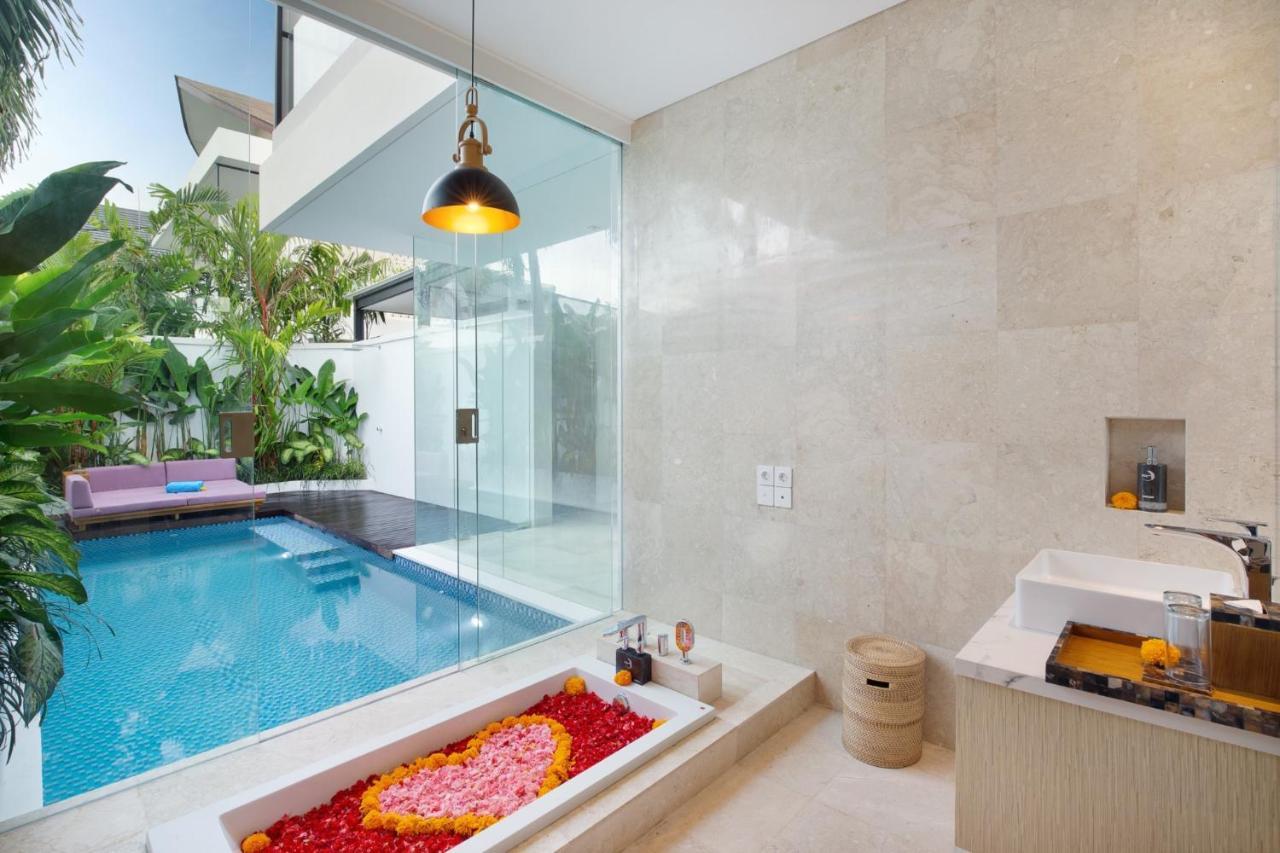 Eight Palms Villa Seminyak By Ini Vie Hospitality ภายนอก รูปภาพ