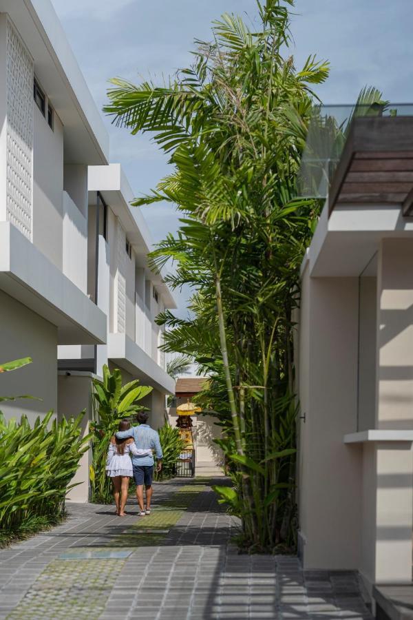 Eight Palms Villa Seminyak By Ini Vie Hospitality ภายนอก รูปภาพ
