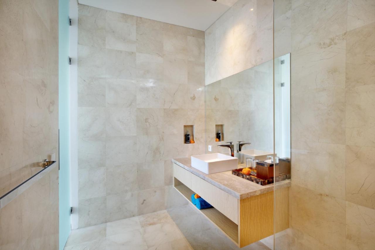 Eight Palms Villa Seminyak By Ini Vie Hospitality ภายนอก รูปภาพ