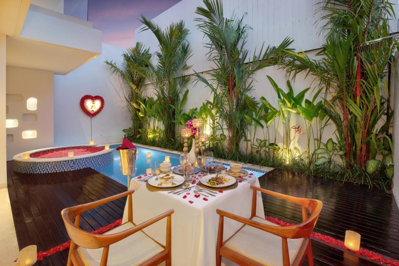 Eight Palms Villa Seminyak By Ini Vie Hospitality ภายนอก รูปภาพ
