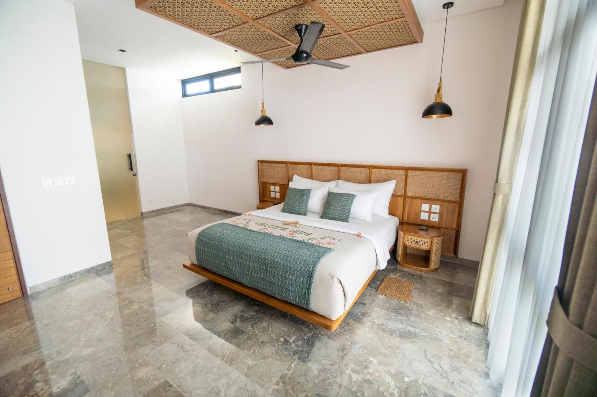 Eight Palms Villa Seminyak By Ini Vie Hospitality ภายนอก รูปภาพ